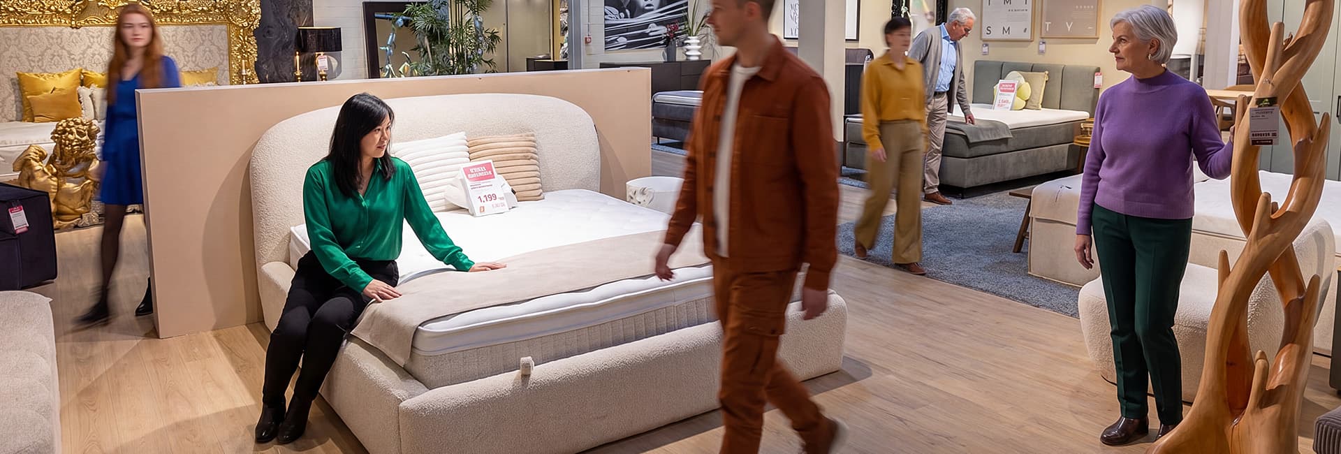 skurios Möbel Showroom